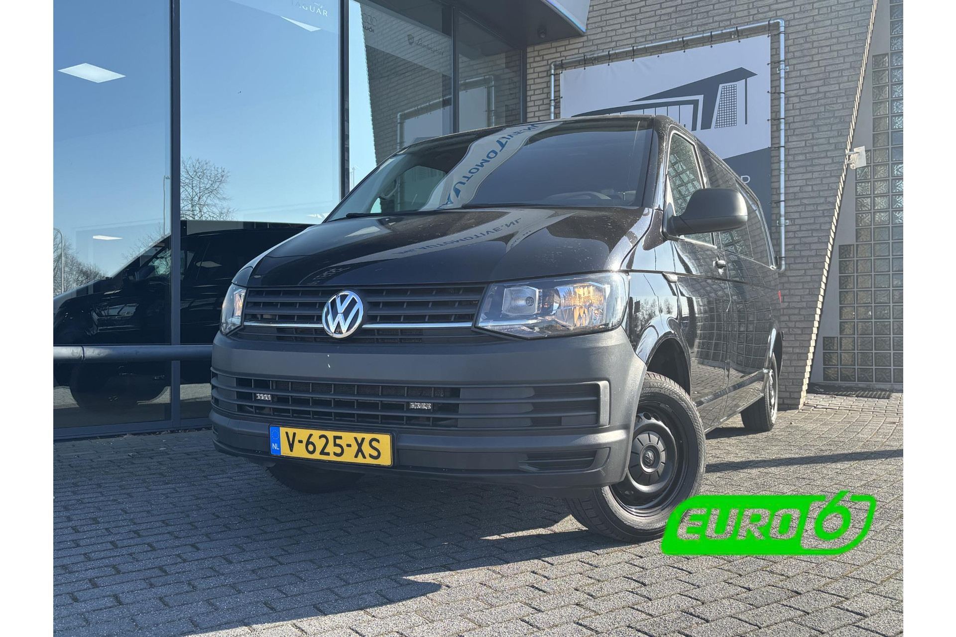 Volkswagen Transporter L2H1 DC**MARGE**CARPLAY*NAVI*CRUISE*A/C*TEL*5-PERS